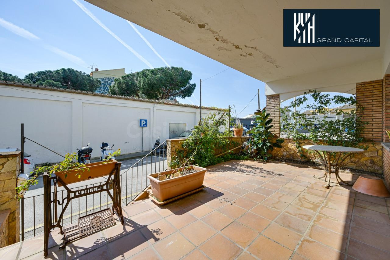 CASA PALAFURGELL - foto 3