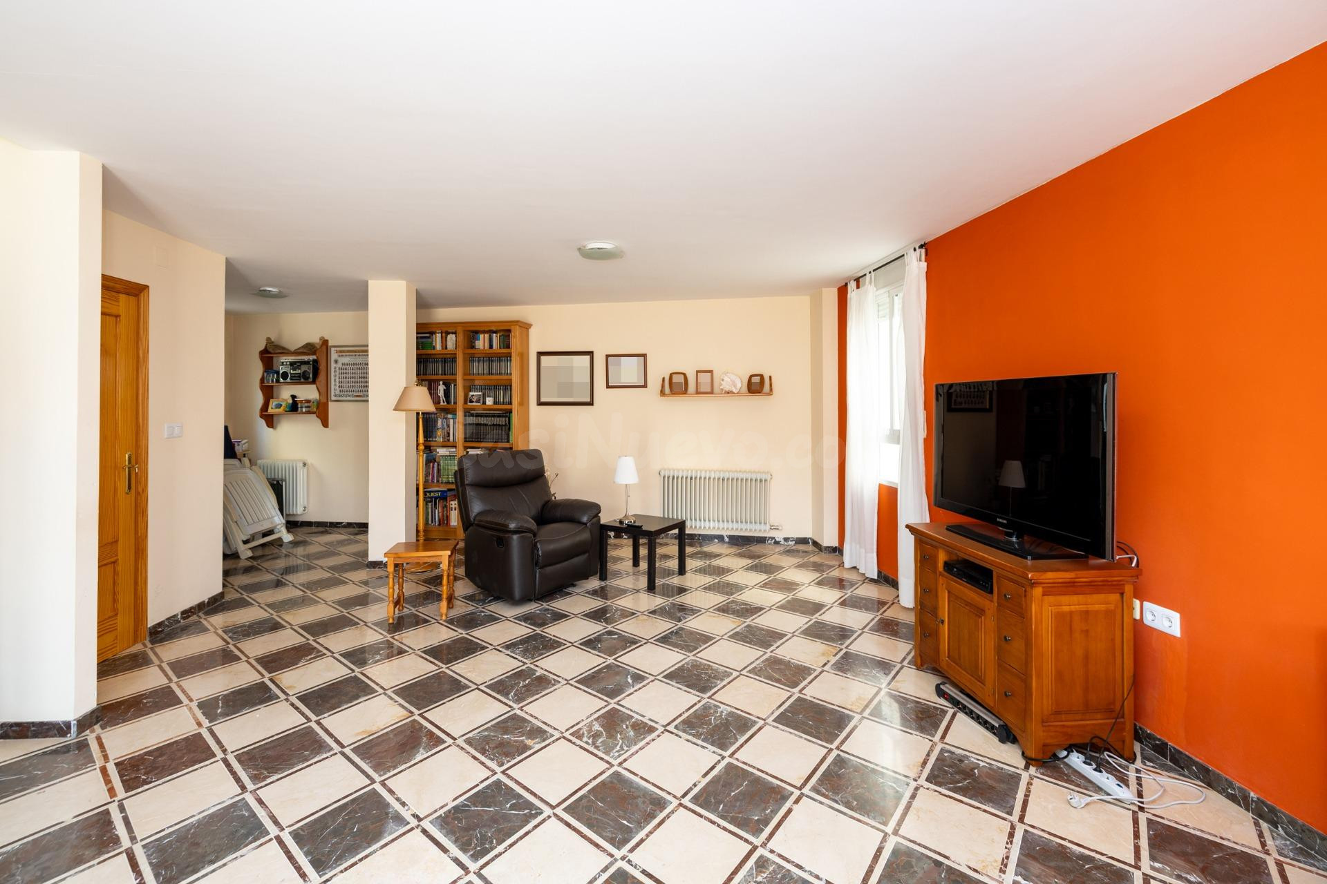 ¡Espectacular vivienda en Gójar con piscina propia! - foto 5