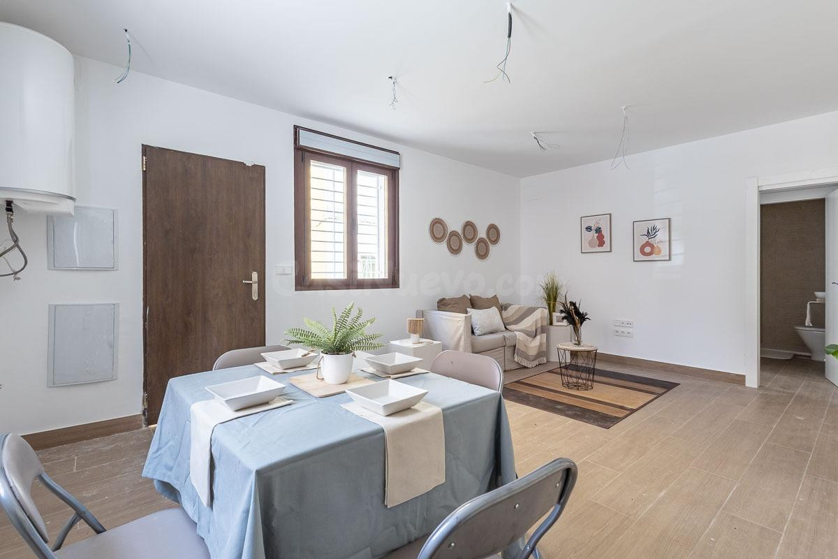Vivienda totalmente reformada en el corazón de Santa Fe. - foto 2