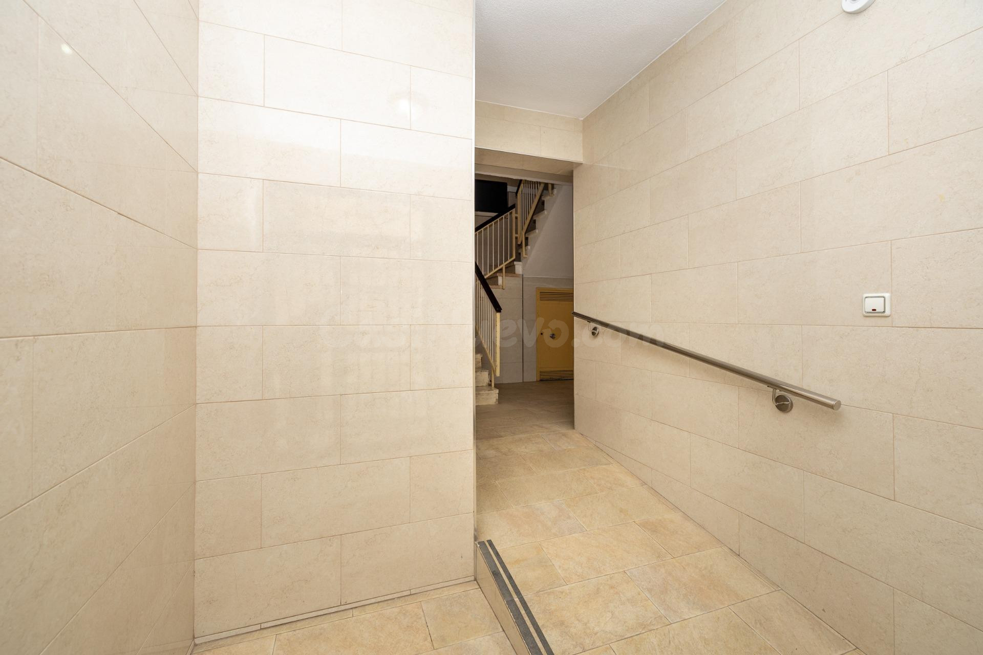Piso 2 habitaciones 95m² en venta - Zaidin - foto 4