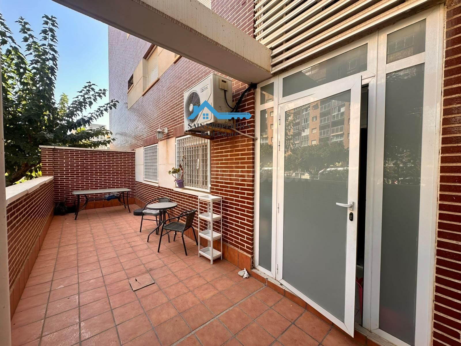 Precioso bajo a la venta en la Cala de Villajoyosa - foto 5