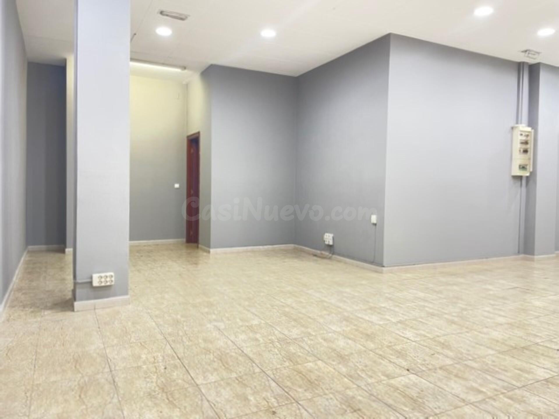 Local comercial en alquiler - foto 3