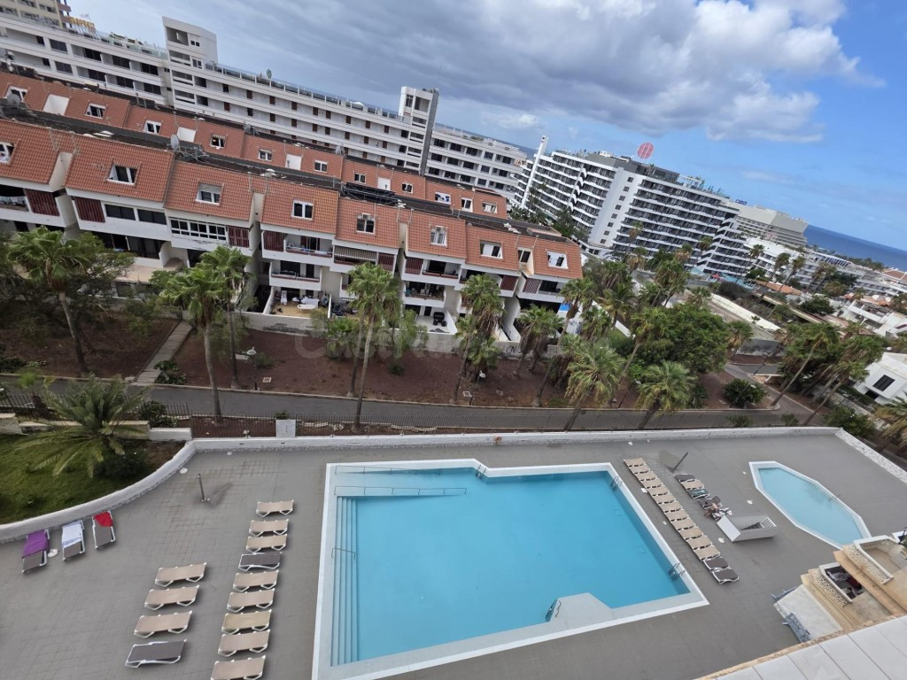 Apartamento reformado con vistas al mar en Playa de las Amér - foto 3