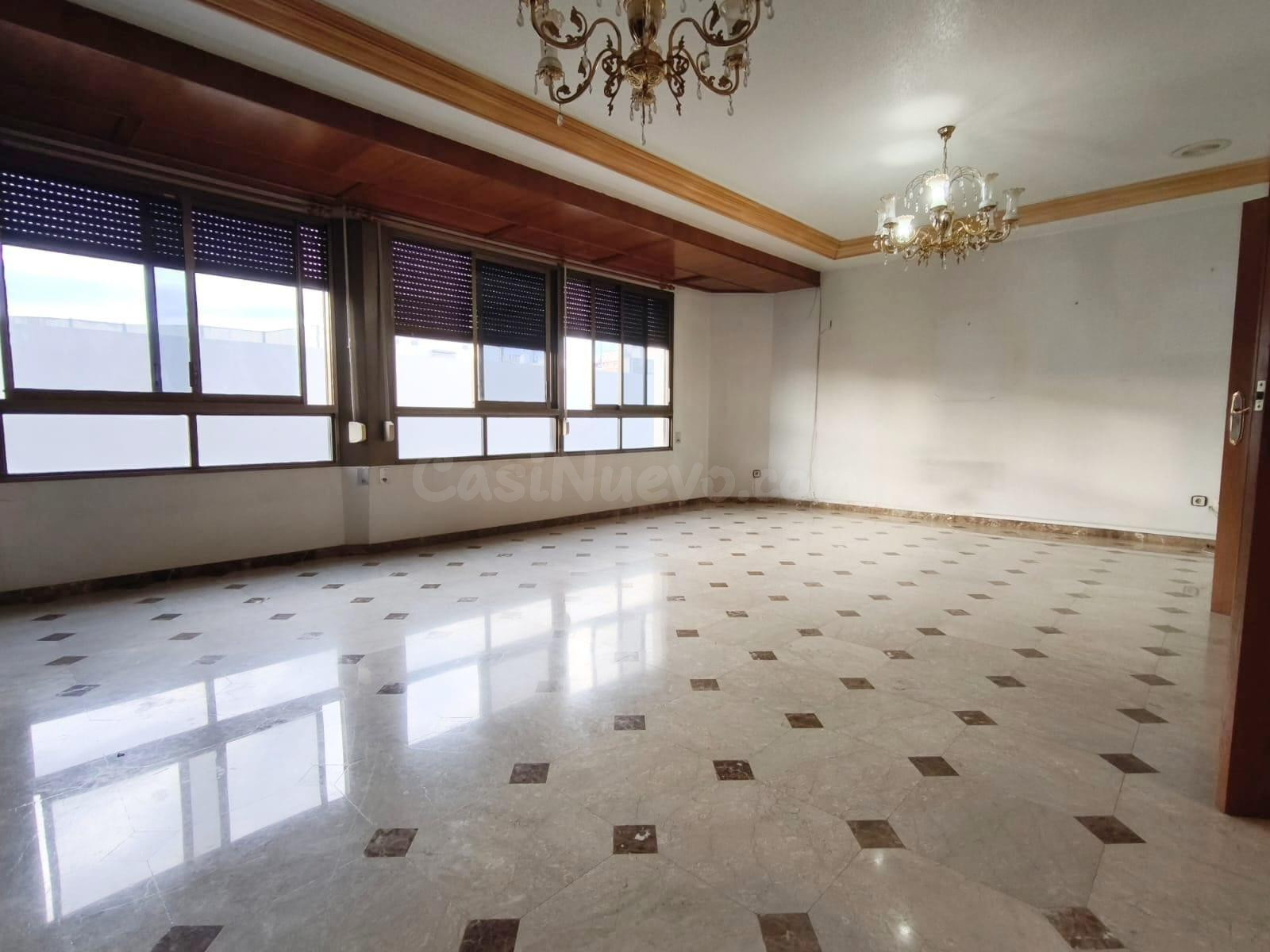 SE VENDE PISO EN NOVELDA - foto 2