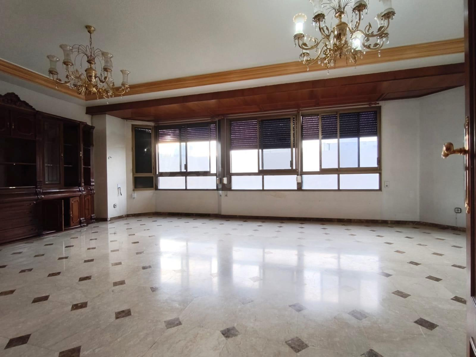 SE VENDE PISO EN NOVELDA - foto 3