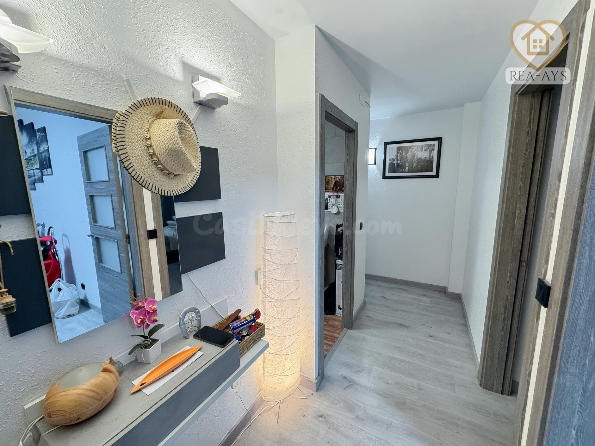 Piso con gran terraza de 120m2 y comedor de verano en una de - foto 5