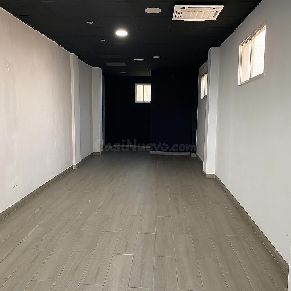 Local comercial con muchas posibilidades - foto 2