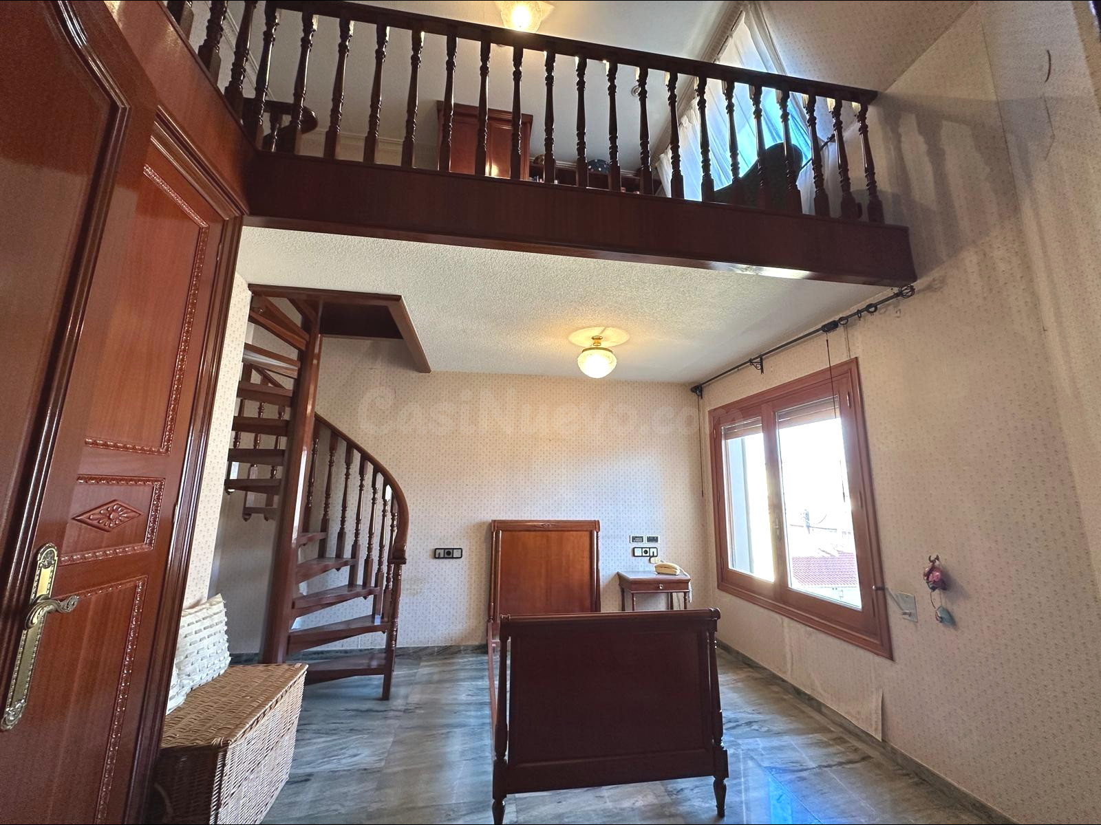Espectacular Casa en Novelda, Alicante - ¡Tu Refugio Ideal! - foto 5