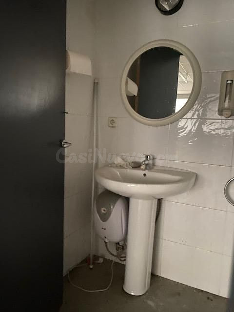 Amplio Local Comercial en Alquiler - La Bordeta, Lleida - foto 3