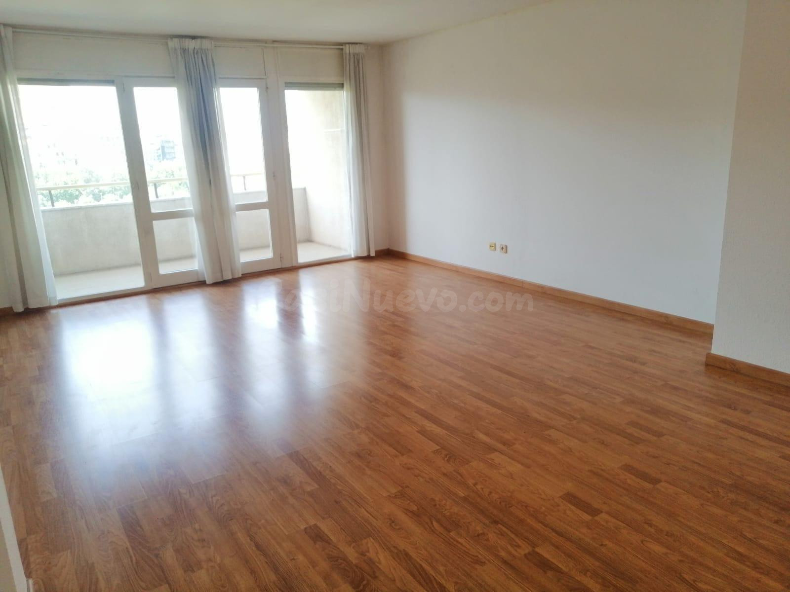 Piso Amplio y Luminoso en Cappont, Lleida - 1000€/mes - foto 3