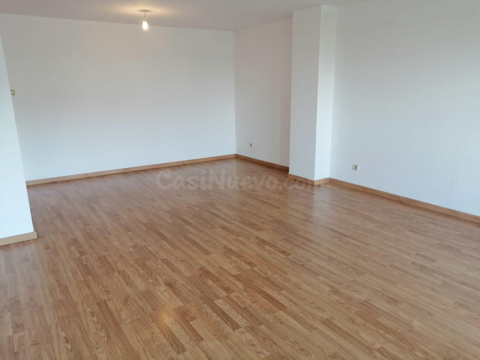 Piso Amplio y Luminoso en Cappont, Lleida - 1000€/mes - foto 4