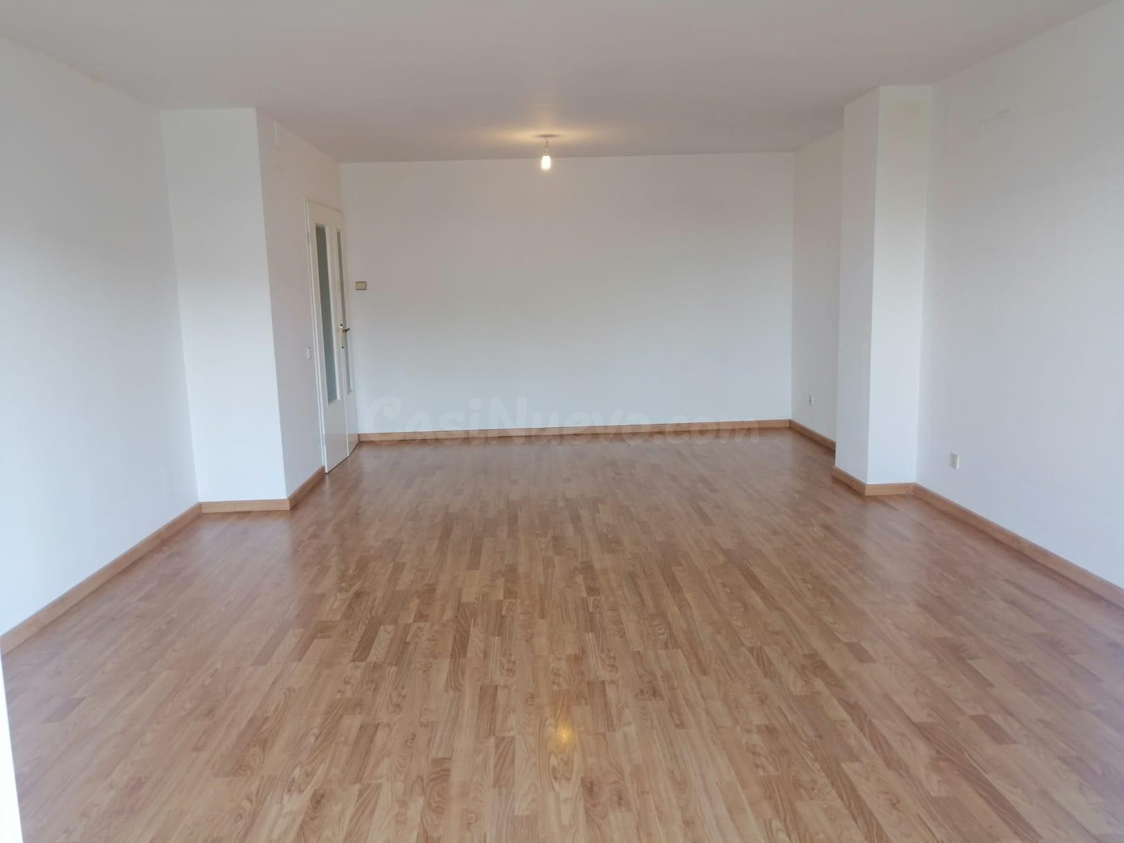 Piso Amplio y Luminoso en Cappont, Lleida - 1000€/mes - foto 5