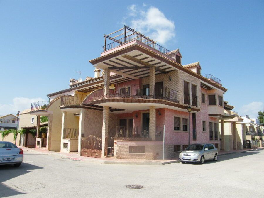 Casa 6 habitaciones en venta - Comunidad valenciana