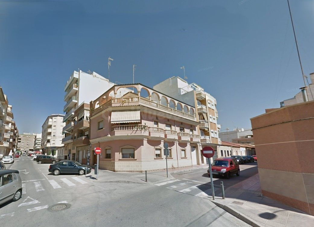 Villa 8 habitaciones 349m² en venta - Pueblo