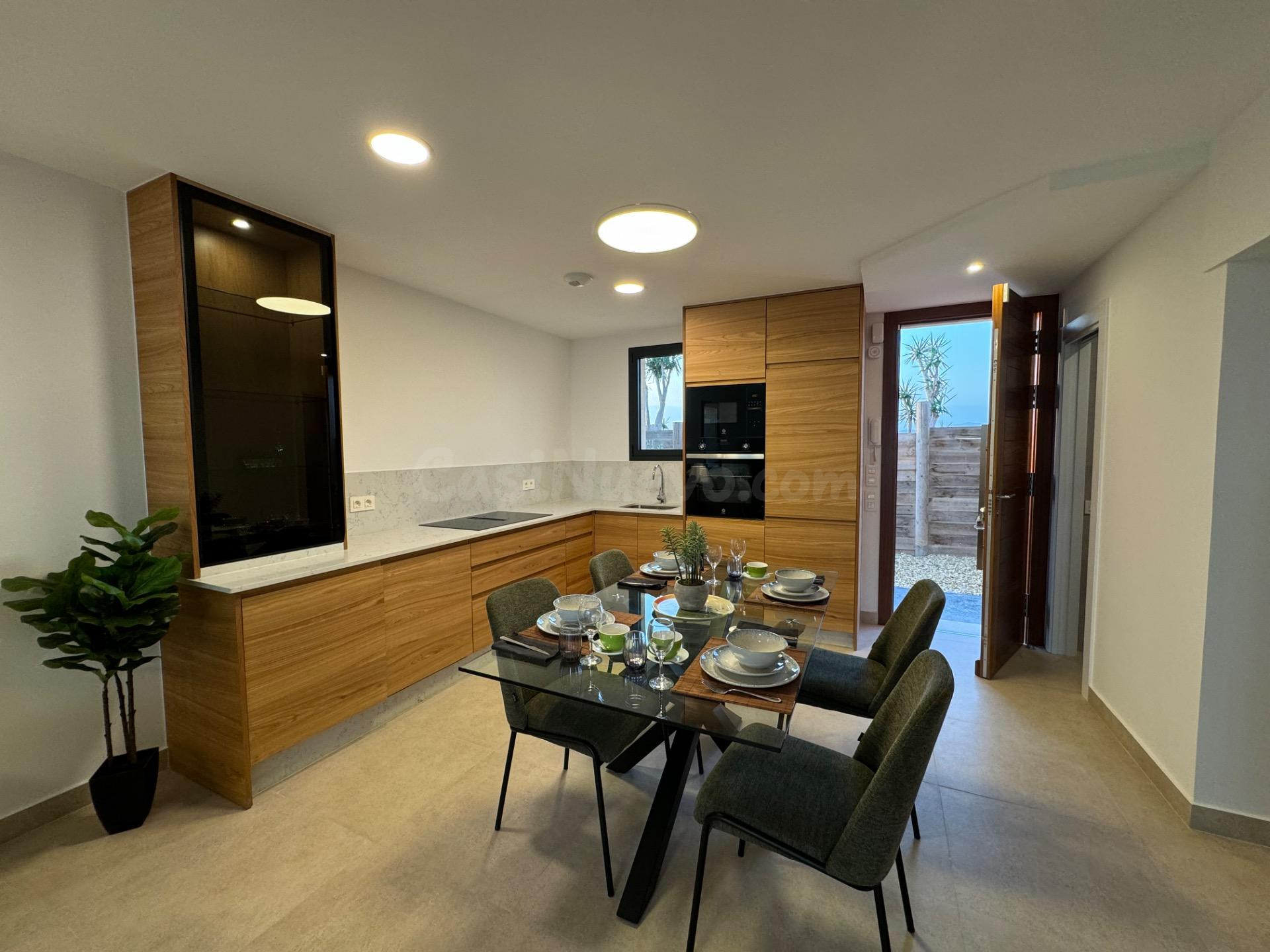 Exclusivo adosado en venta - foto 4