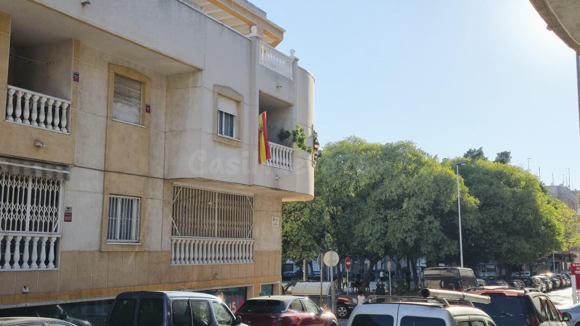 Se vende amplio estudio en el centro de Torrevieja