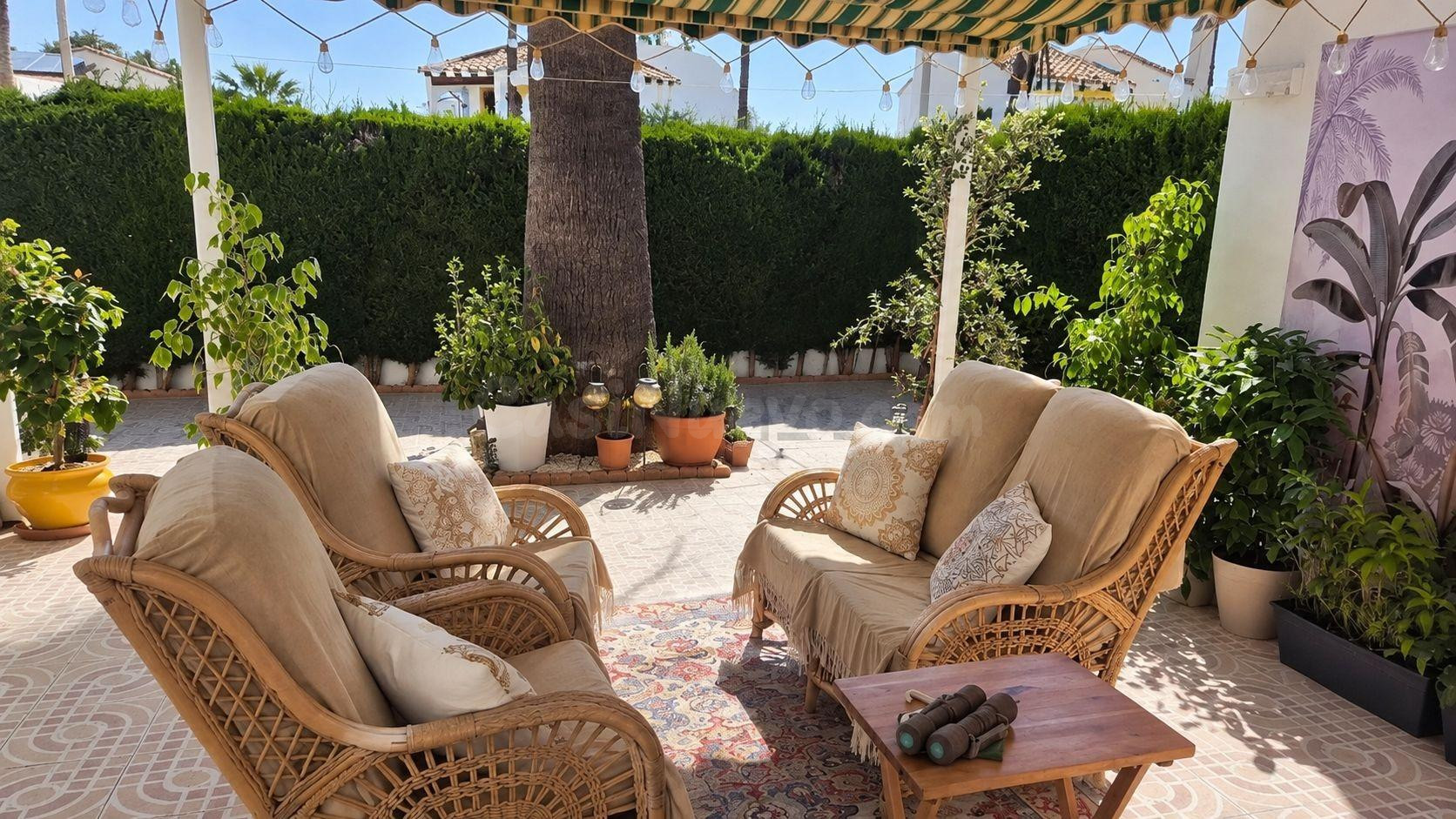 AMPLIO APARTAMENTO EN PLANTA BAJA DE 2 habitaciones CON GRAN - foto 4