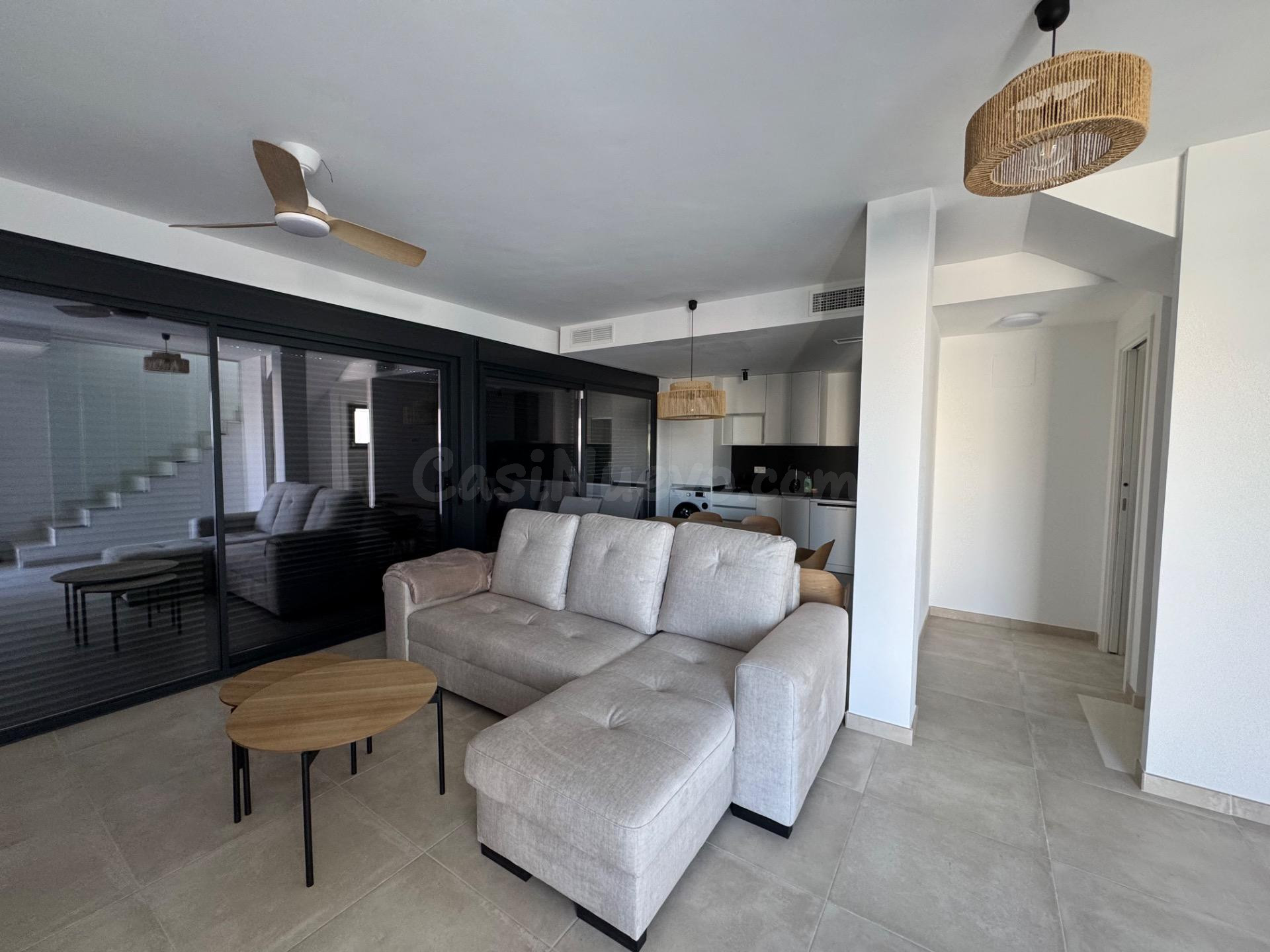 Moderna casa pareada en venta en Gran Alacant