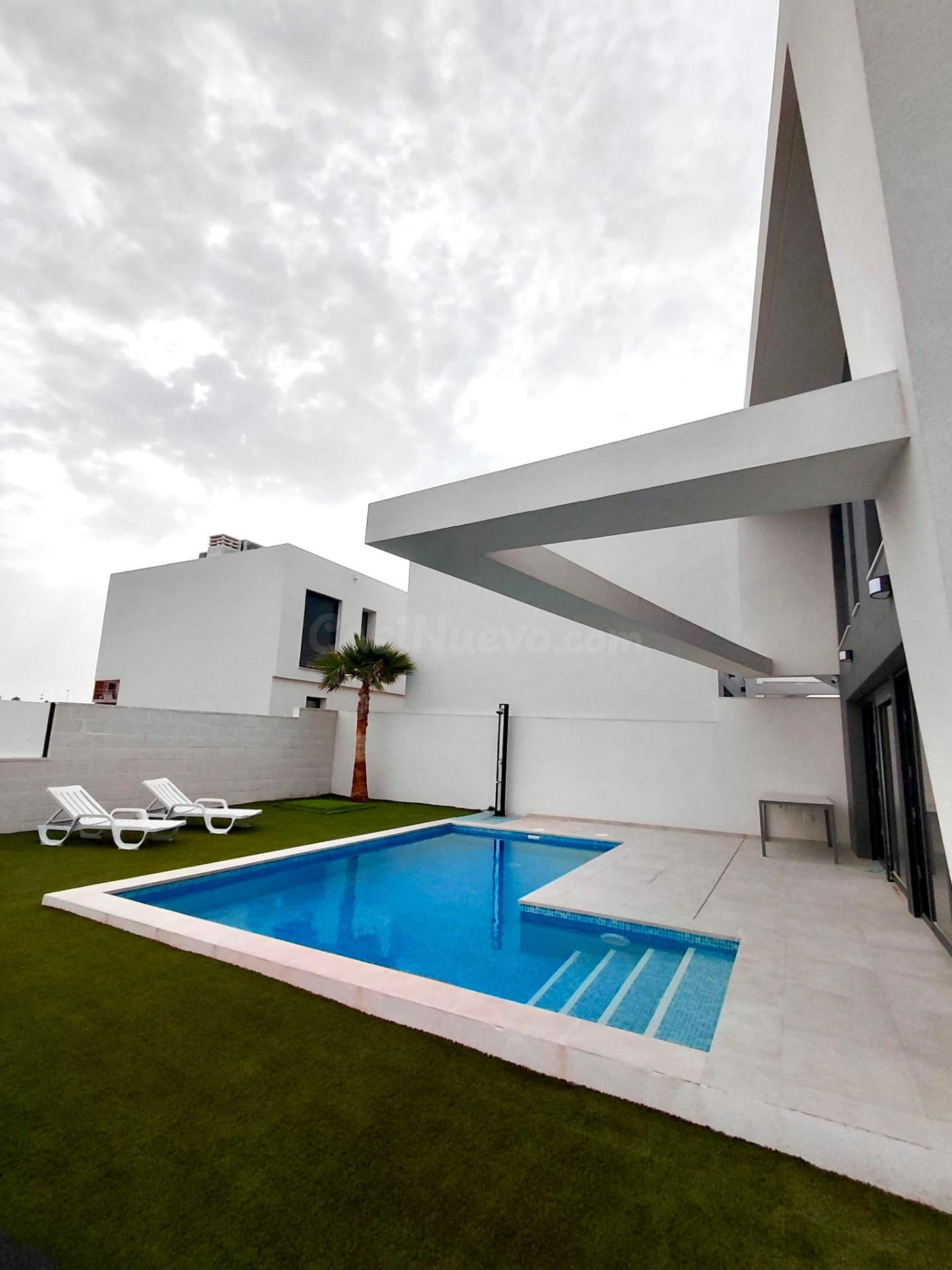 Moderna casa pareada en venta en Gran Alacant - foto 4