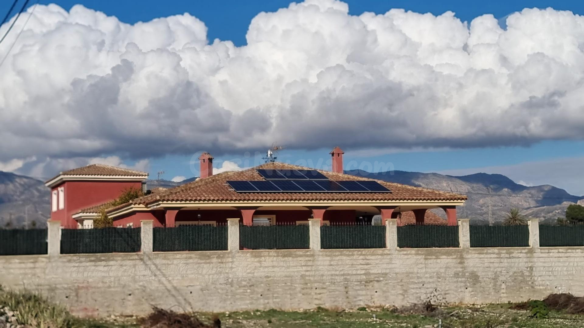 CHALET INDEPENDIENTE CON PLACAS SOLARES - foto 2