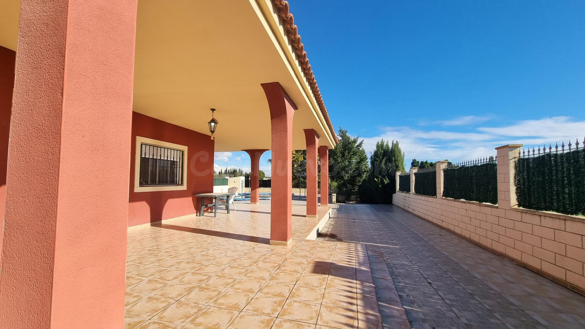 CHALET INDEPENDIENTE CON PLACAS SOLARES - foto 3