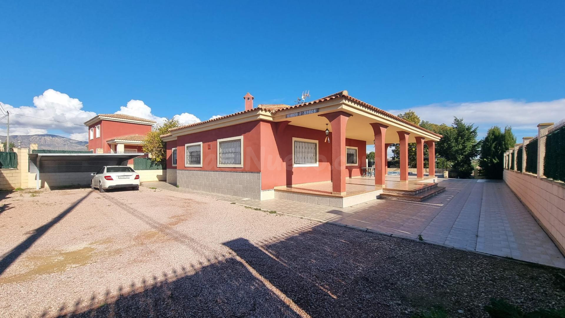 CHALET INDEPENDIENTE CON PLACAS SOLARES - foto 4