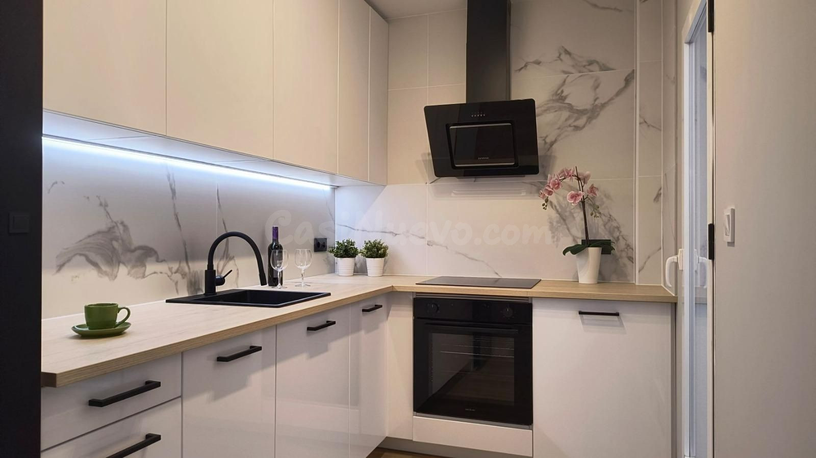 Casa 3 habitaciones 101m² en venta - Urbanización Perla del  - foto 4