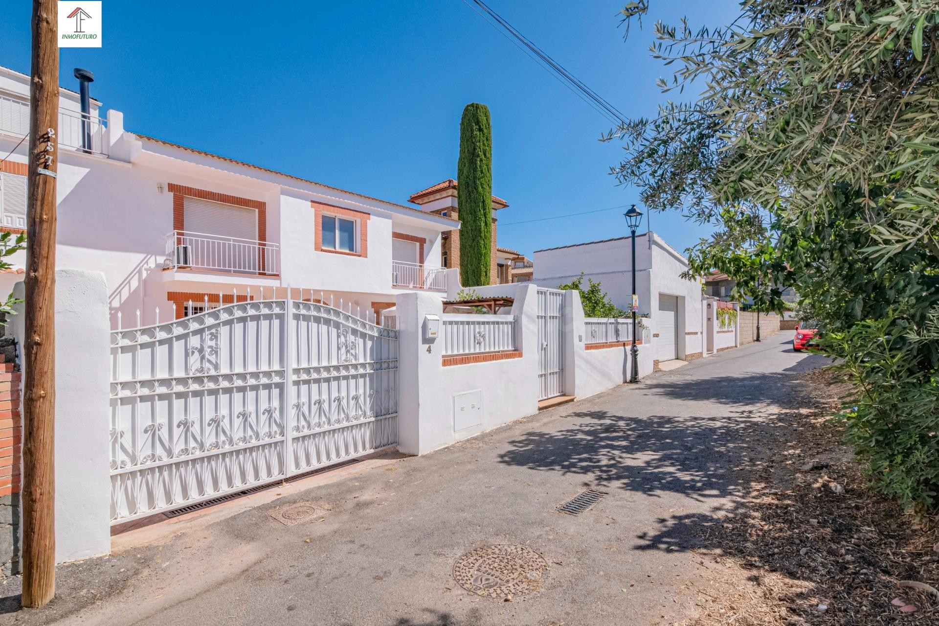 CASA EN OGIJARES
