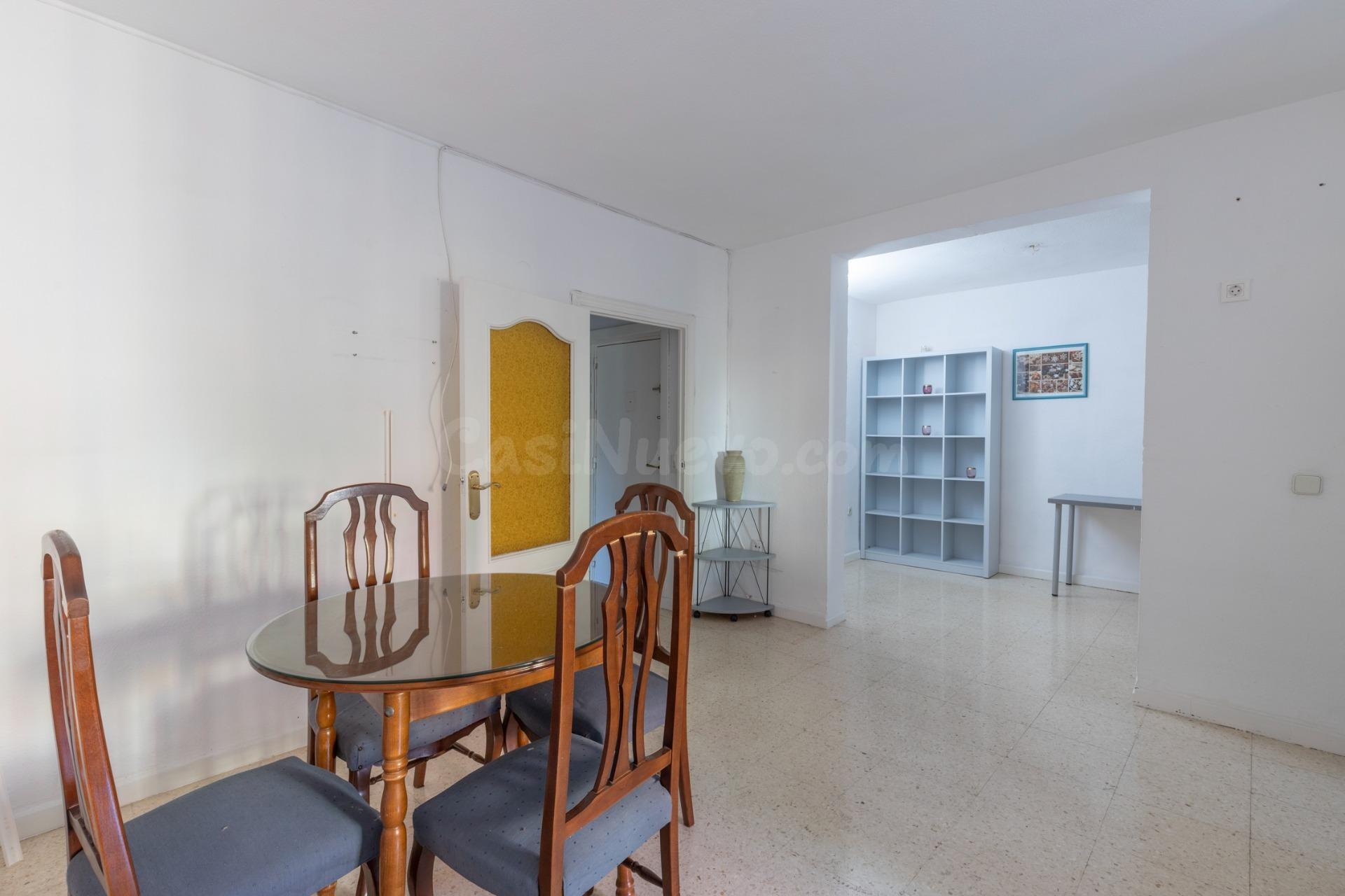 VENTA DE PISO EN EL BARRIO DE CASERIO DE MONTIJO DE 3 DORMIT - foto 2