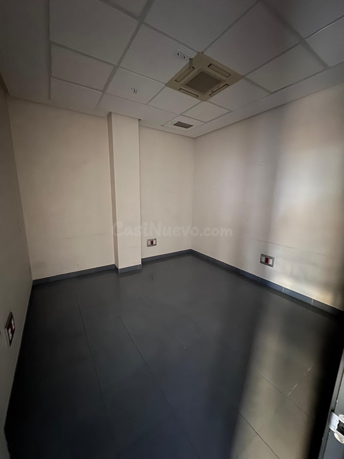 Local comercial junto al Vial Norte - foto 4