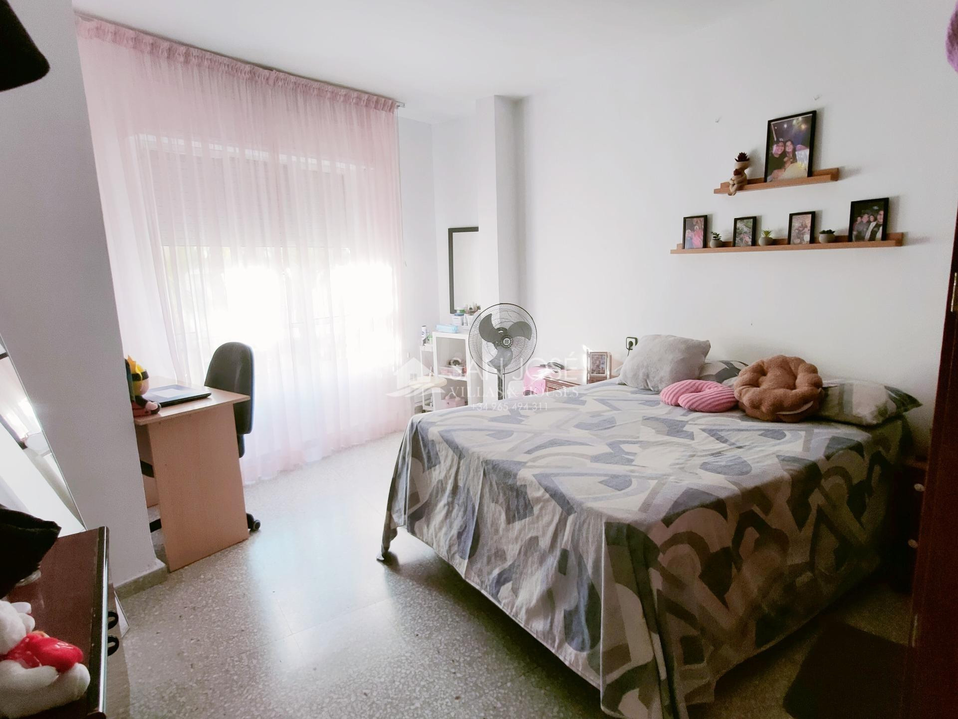 SE VENDE PISO EN PLENO CENTRO DE ASPE