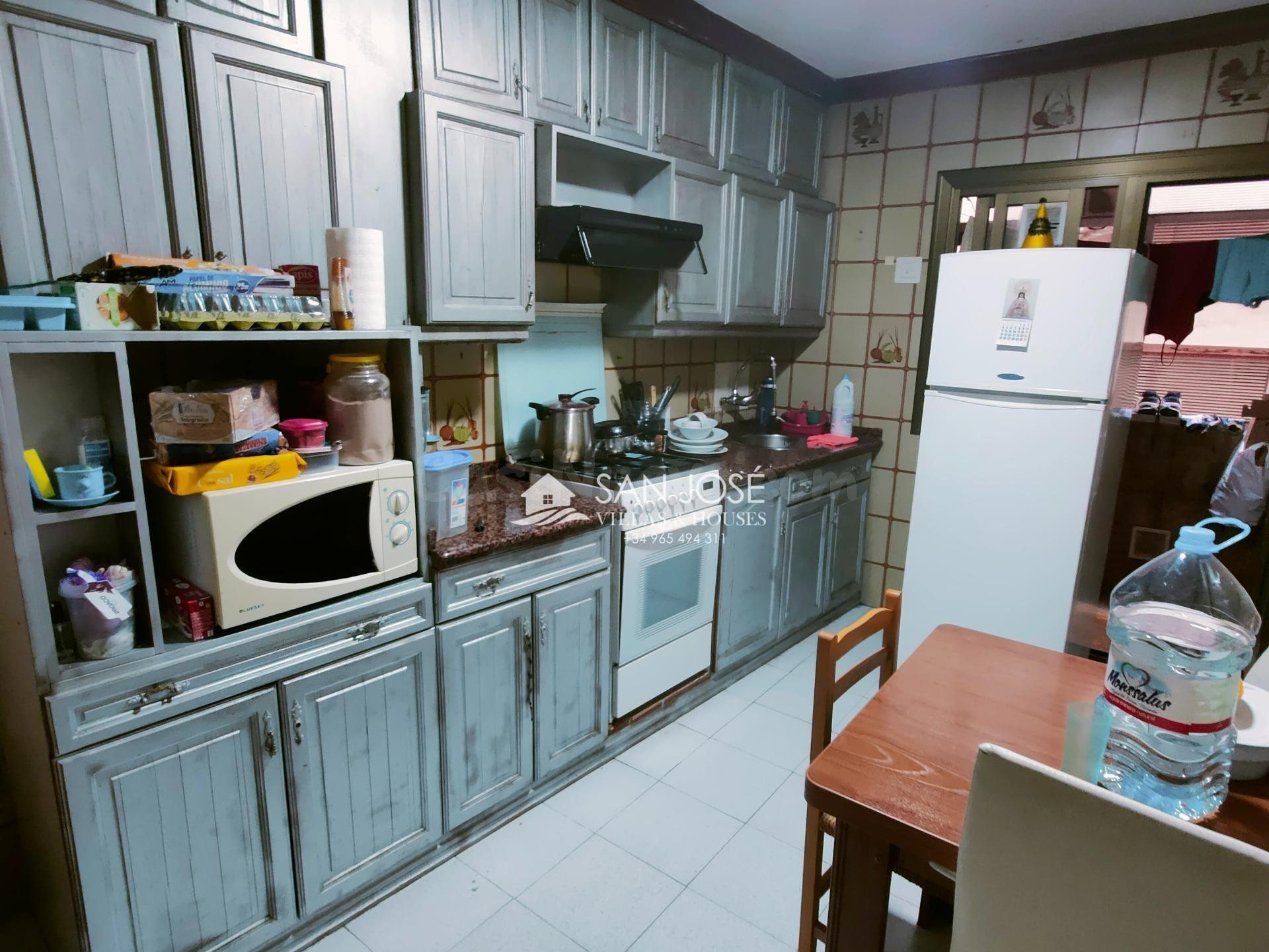VENTA DE PISO EN PLENO CENTRO DE ASPE