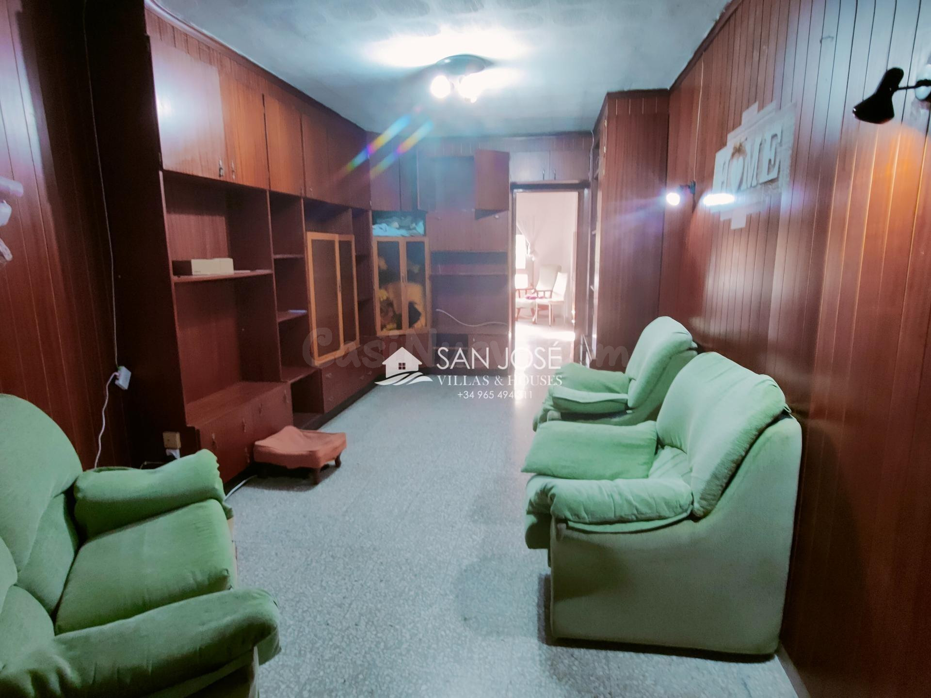 VENTA DE PISO EN PLENO CENTRO DE ASPE - foto 2