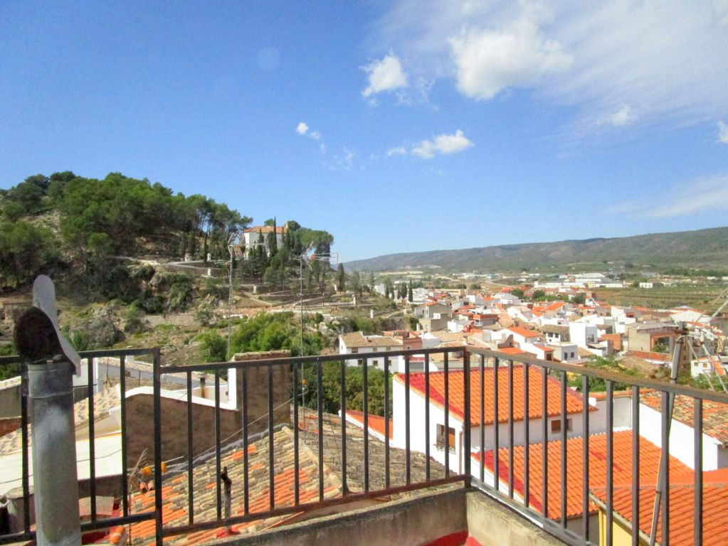 CASA DE PUEBLO EN MOIXENT