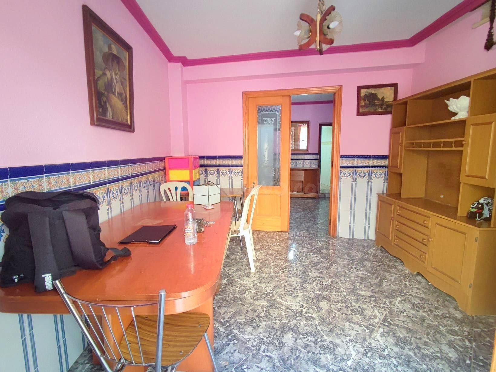 CASA EN VENTA CON GARAJE EN CASCO ANTIGUO DE XATIVA - foto 2