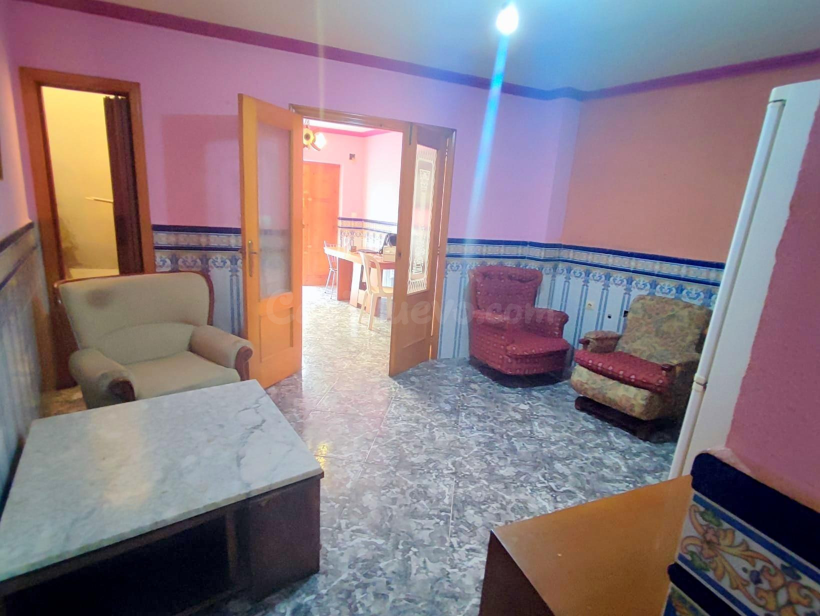 CASA EN VENTA CON GARAJE EN CASCO ANTIGUO DE XATIVA - foto 4