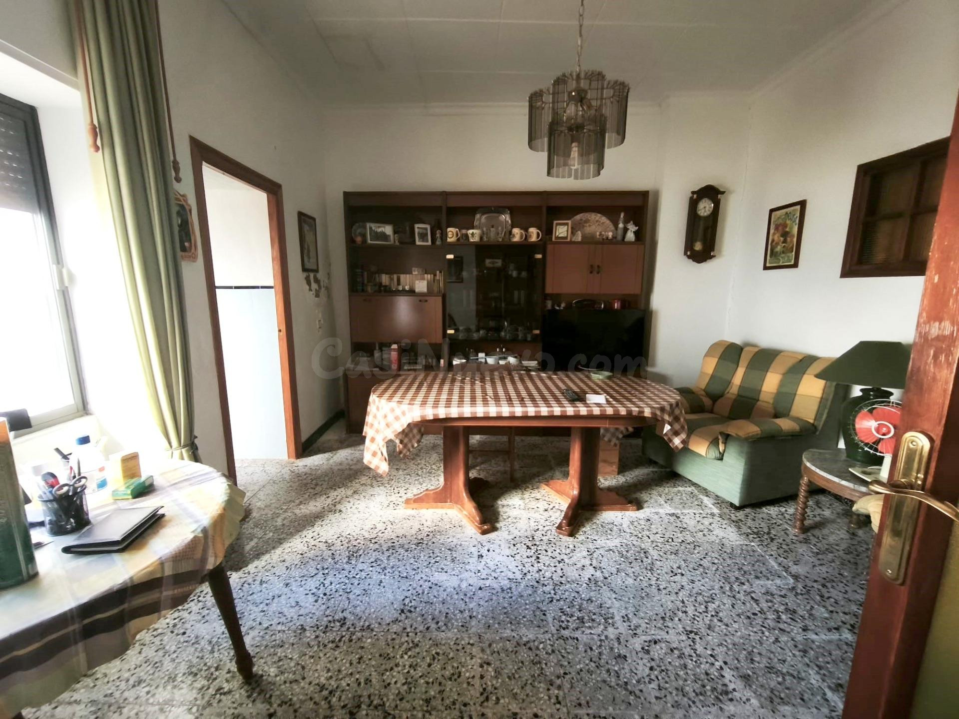 ESTUPENDA CASA SEÑORIAL EN MONTESA - foto 5