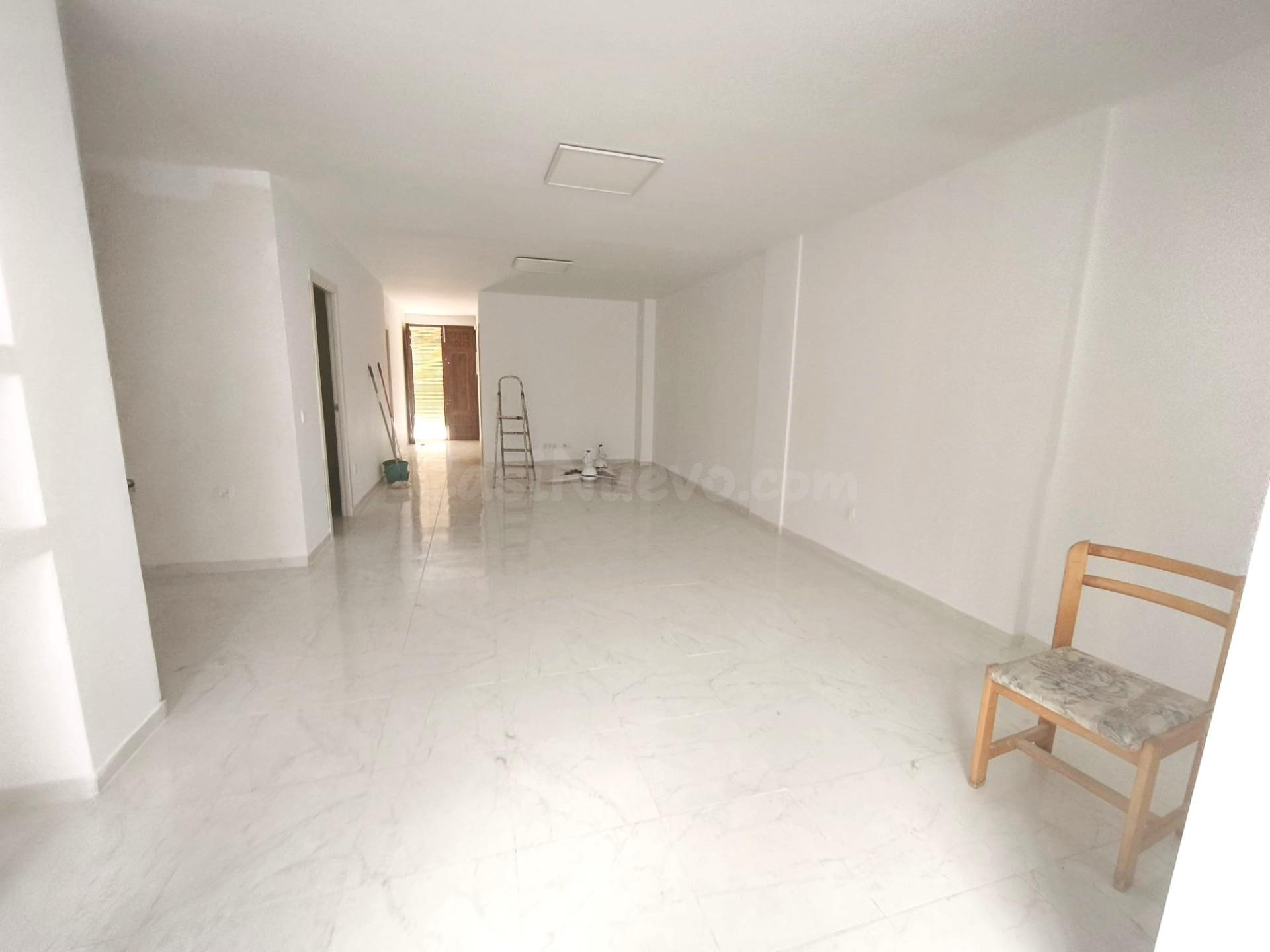 Amplia Planta Baja Reformada en Beniganim por €125,000