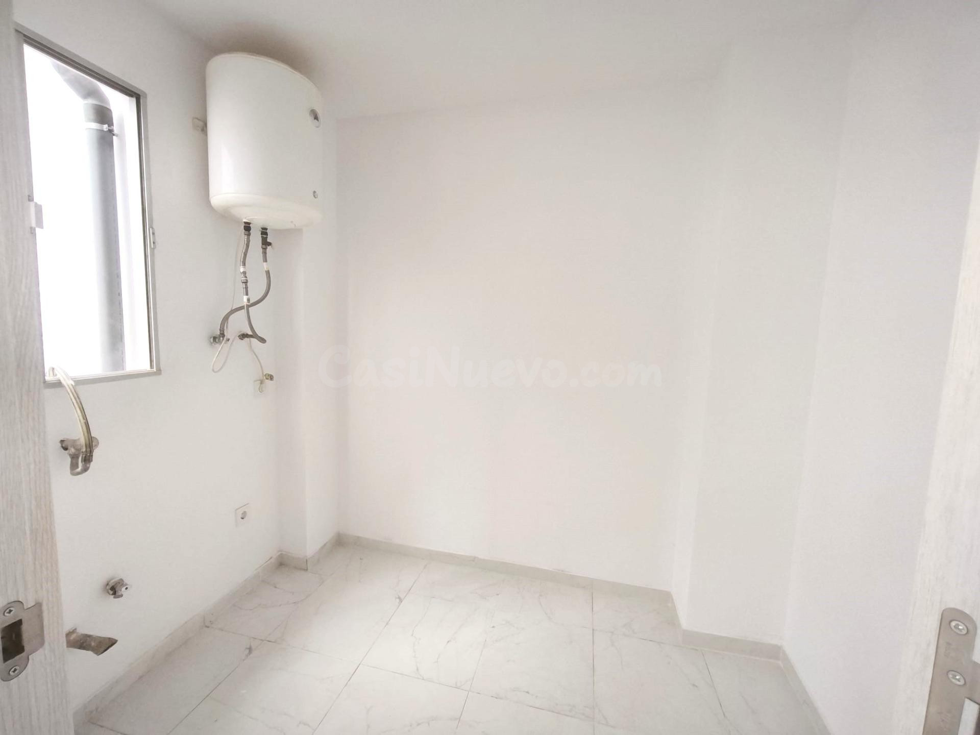 Amplia Planta Baja Reformada en Beniganim por €125,000 - foto 3
