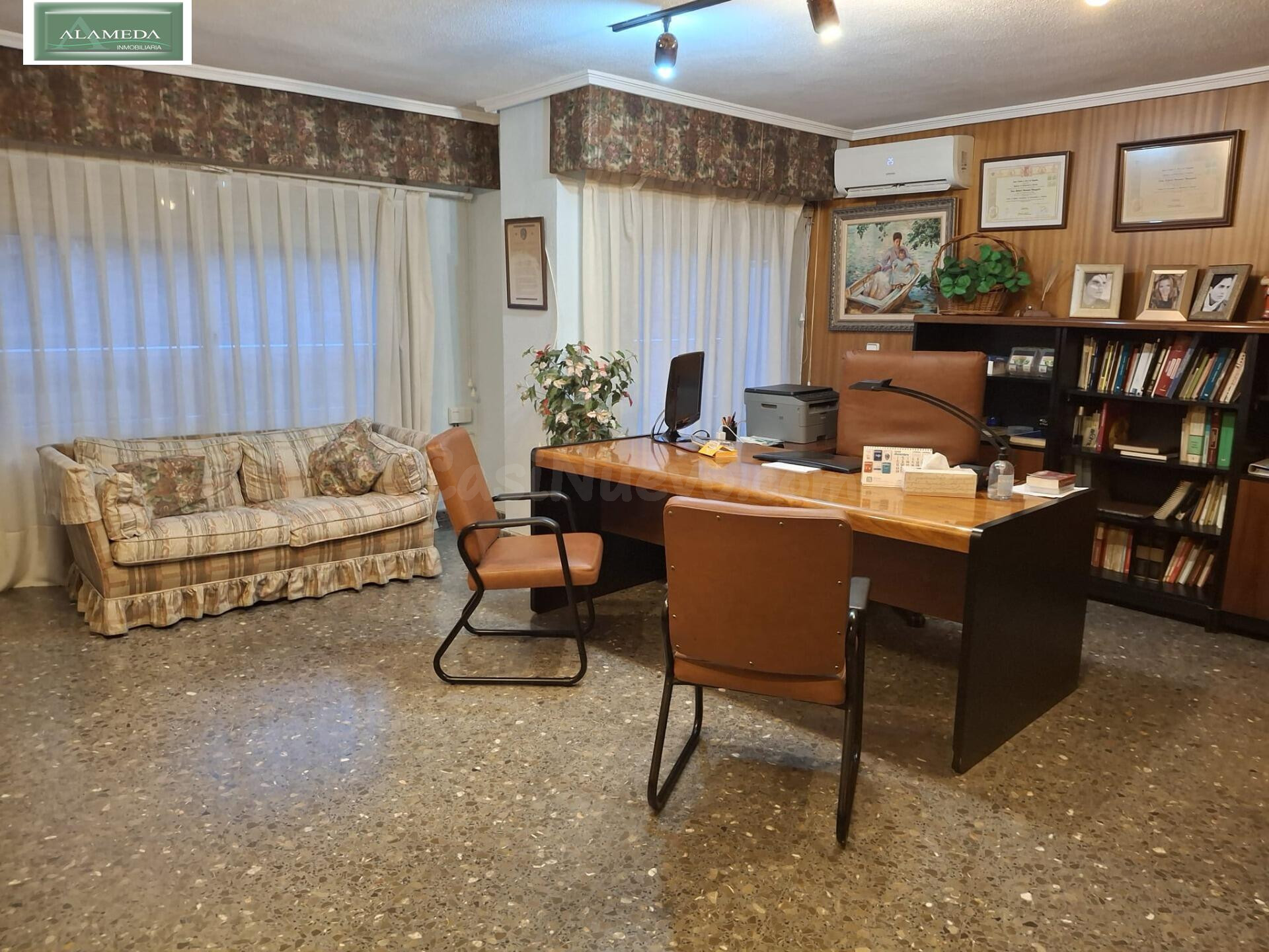 OPORTUNIDAD EN SILLA - foto 2