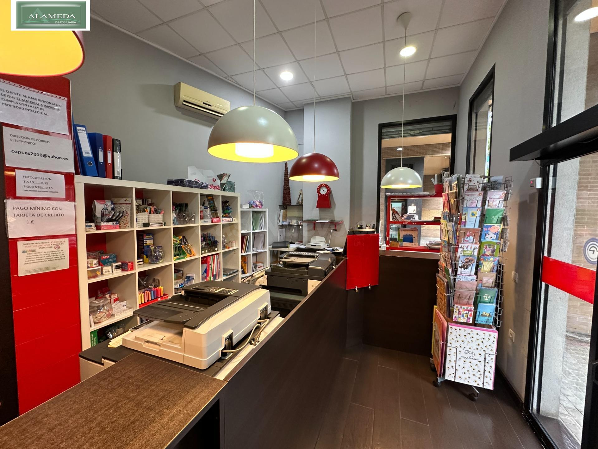 Local Comercial junto a Juzgados.