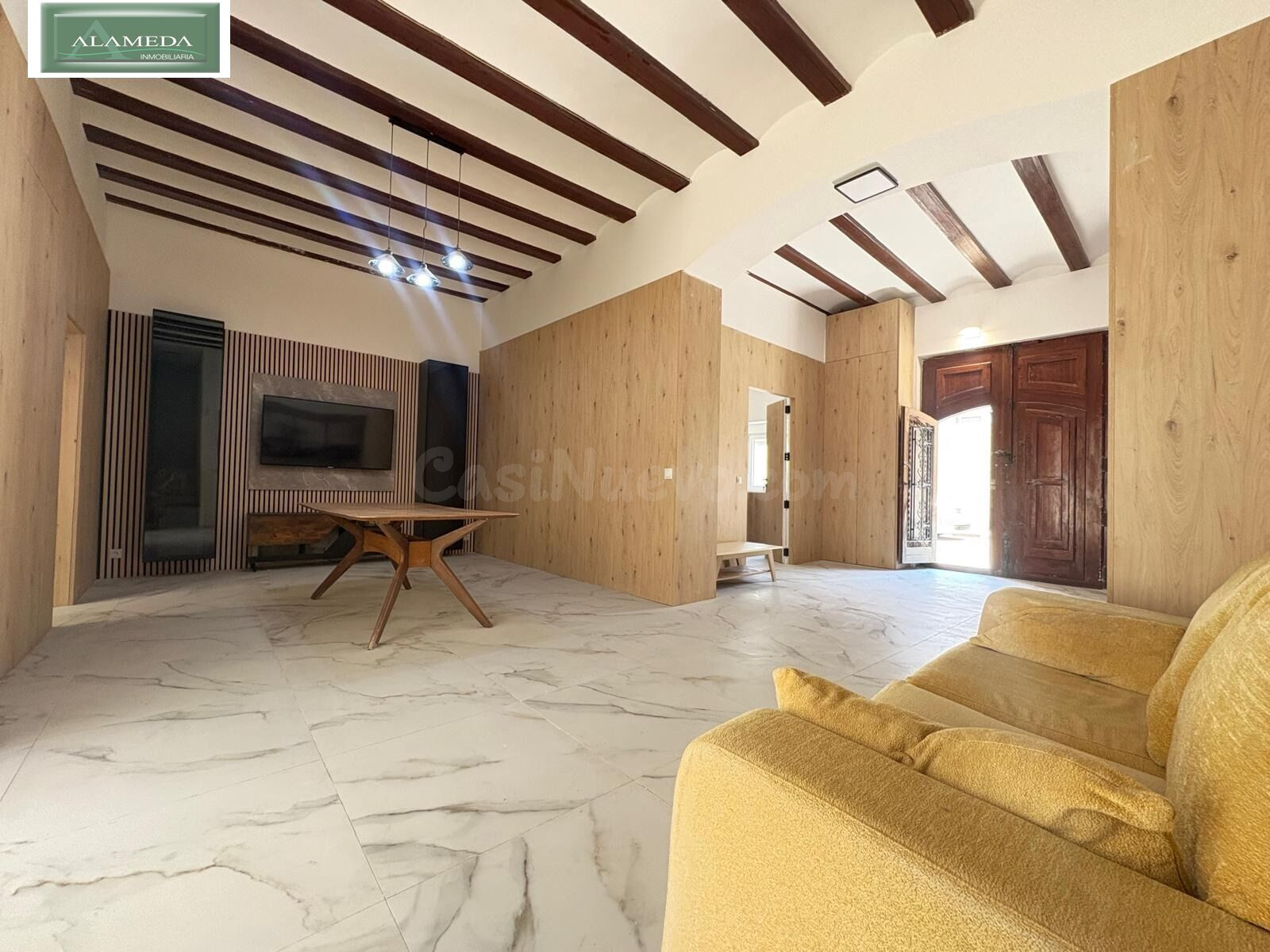 CASA DE PUEBLO  A ESTRENAR JUNTO A UNIVERSIDAD CATÓLICA