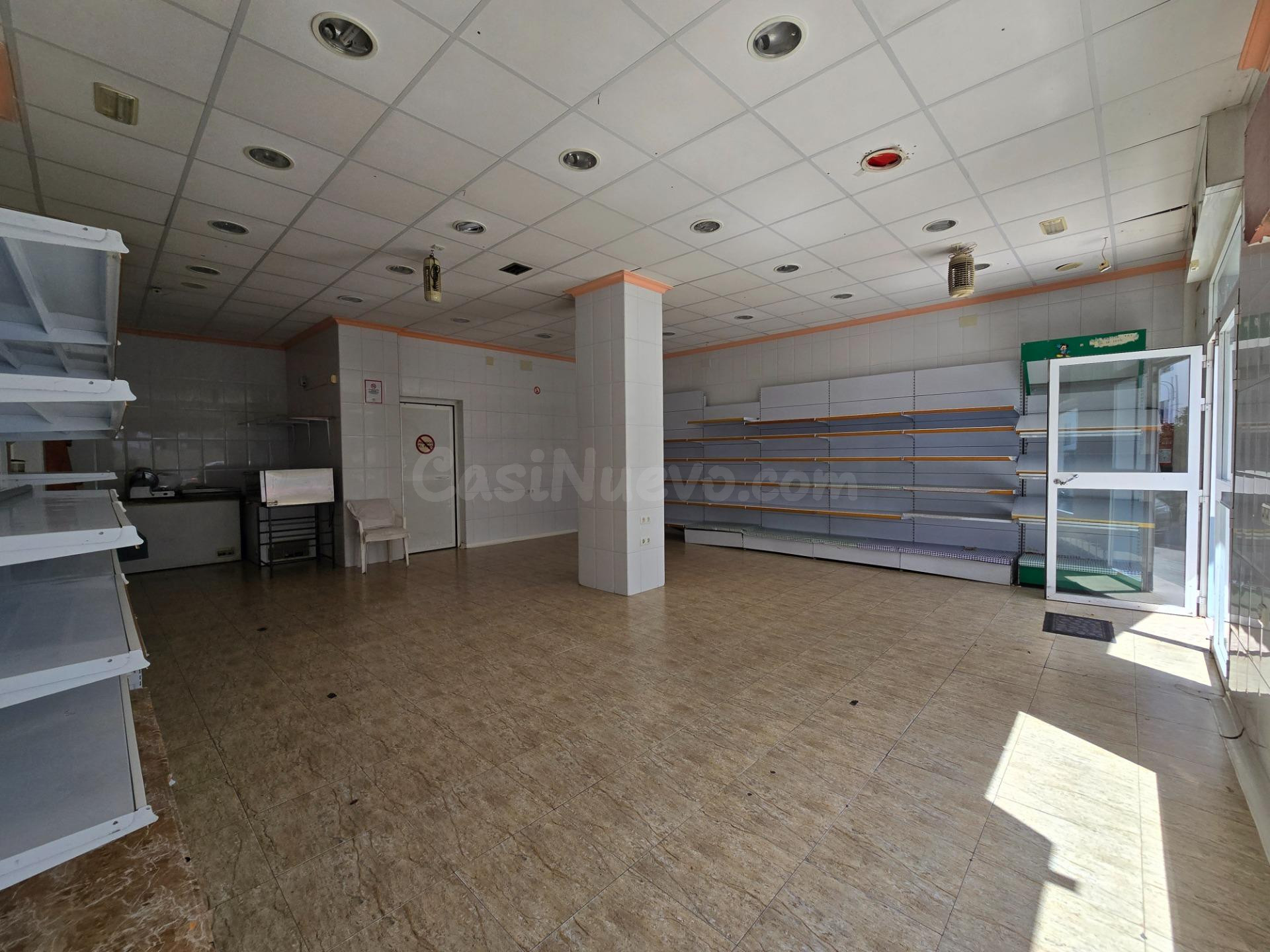 LOCAL COMERCIAL - foto 3