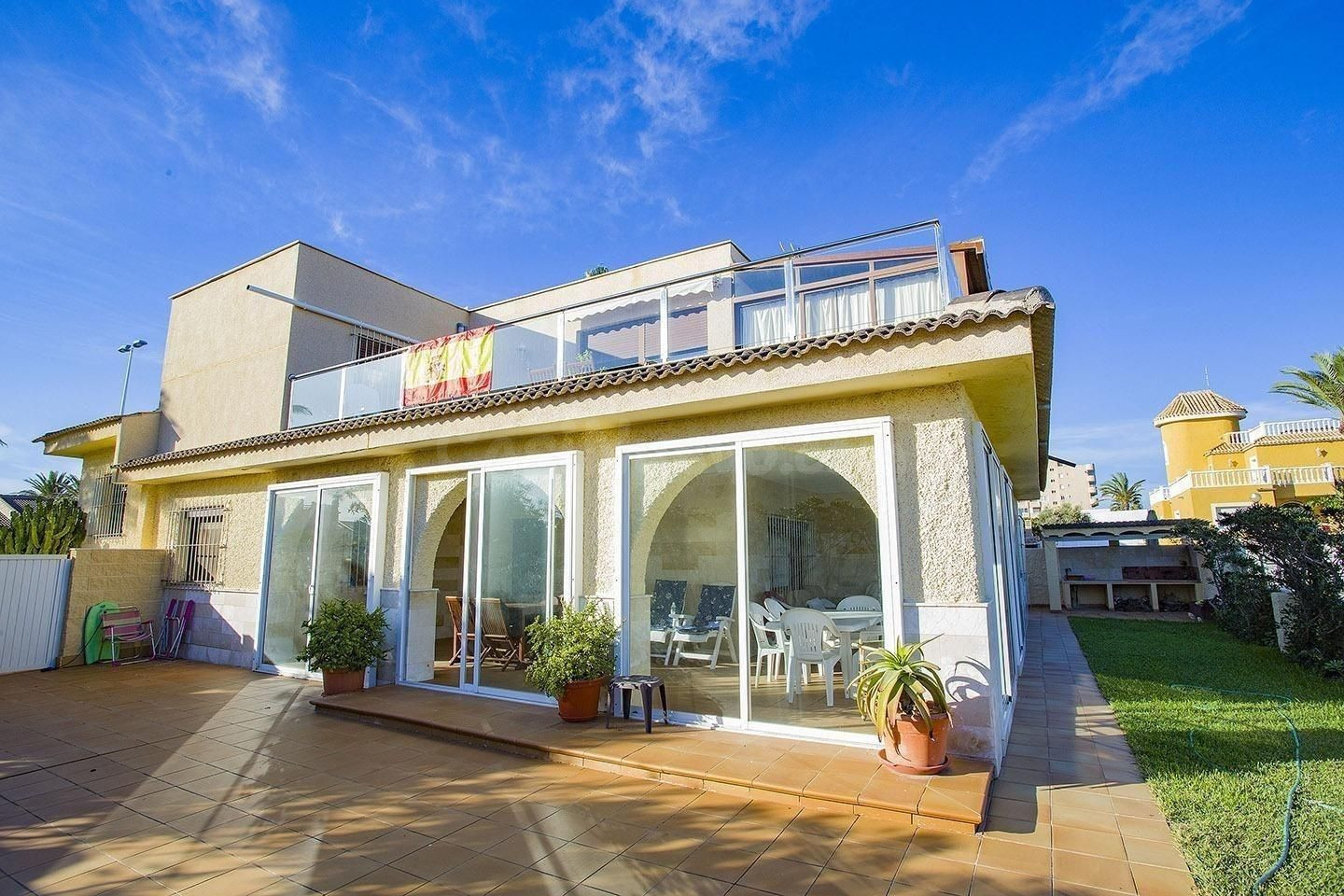 Villa 9 habitaciones 379m² en venta - Playa de las Gaviotas- - foto 3