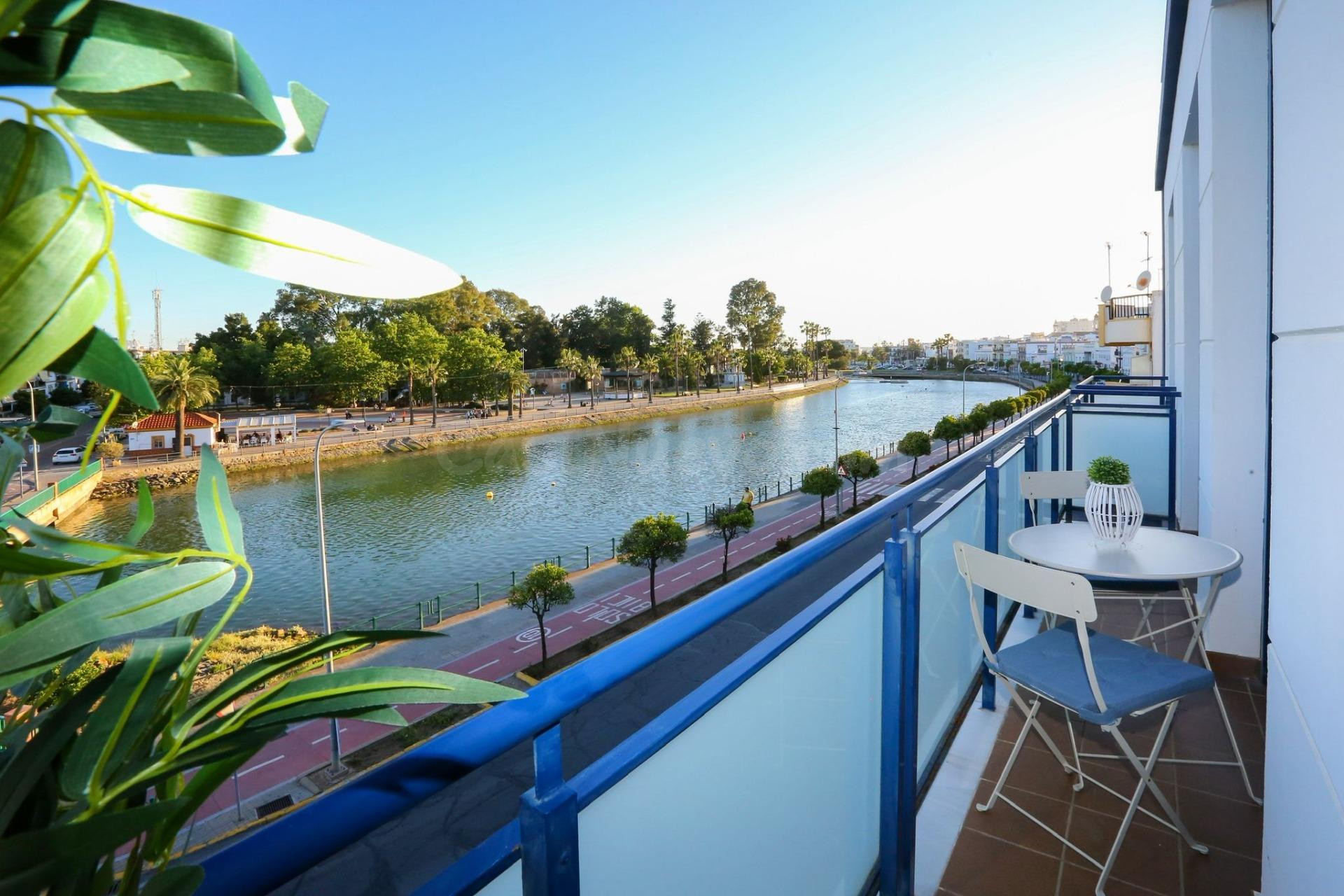 VIVIENDA EN 2º PLANTA A SOLO 2 MINUTOS DEL CENTRO