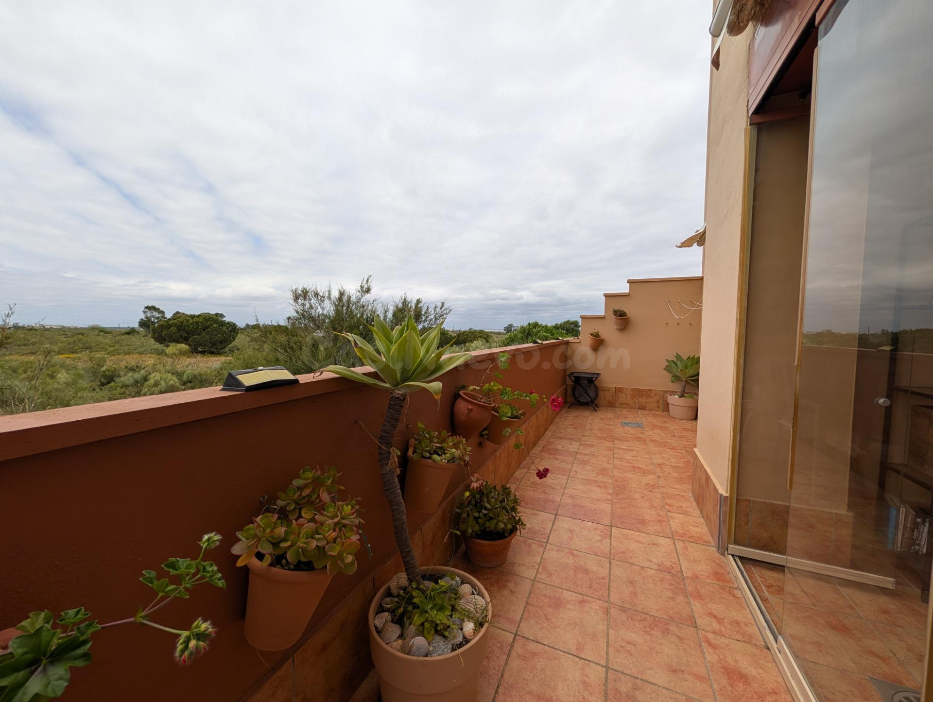Exclusivo Apartamento en Isla Canela Playa - foto 2