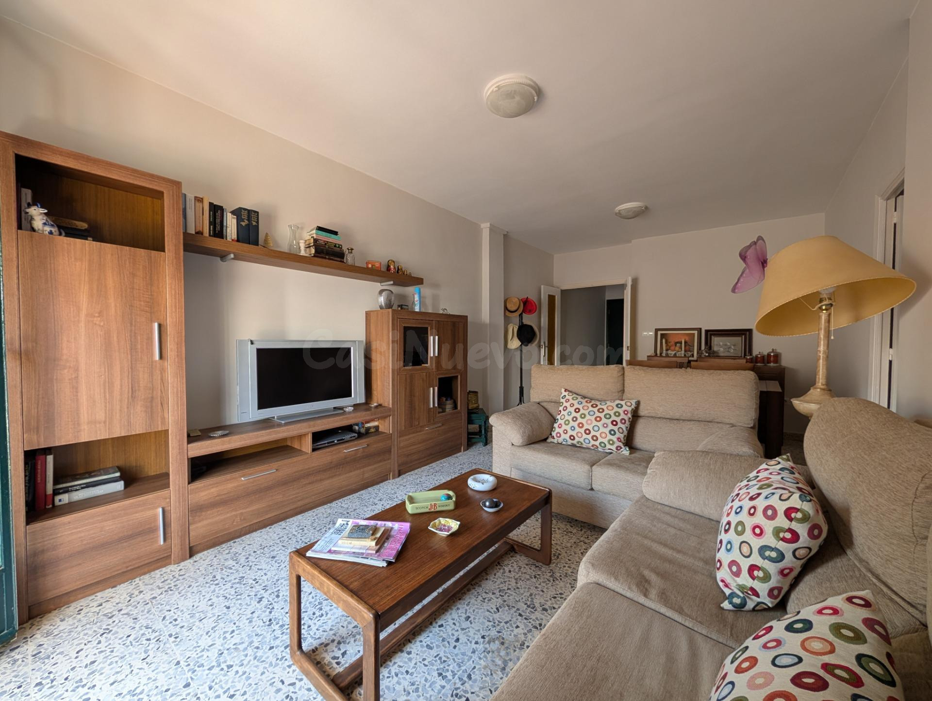 Amplio y Acogedor Apartamento en Primera Planta con Acceso para Minusválidos