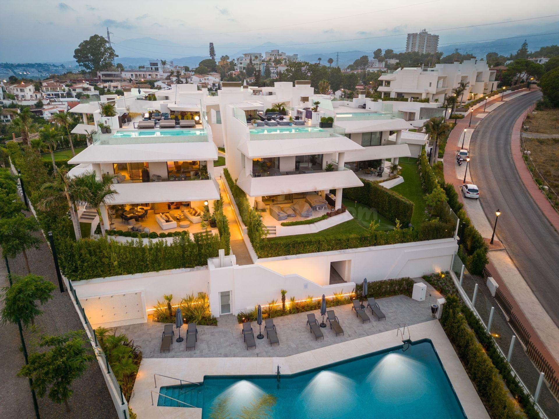 Impresionante adosada de nueva construcción en Nueva Andalucia, Marbella