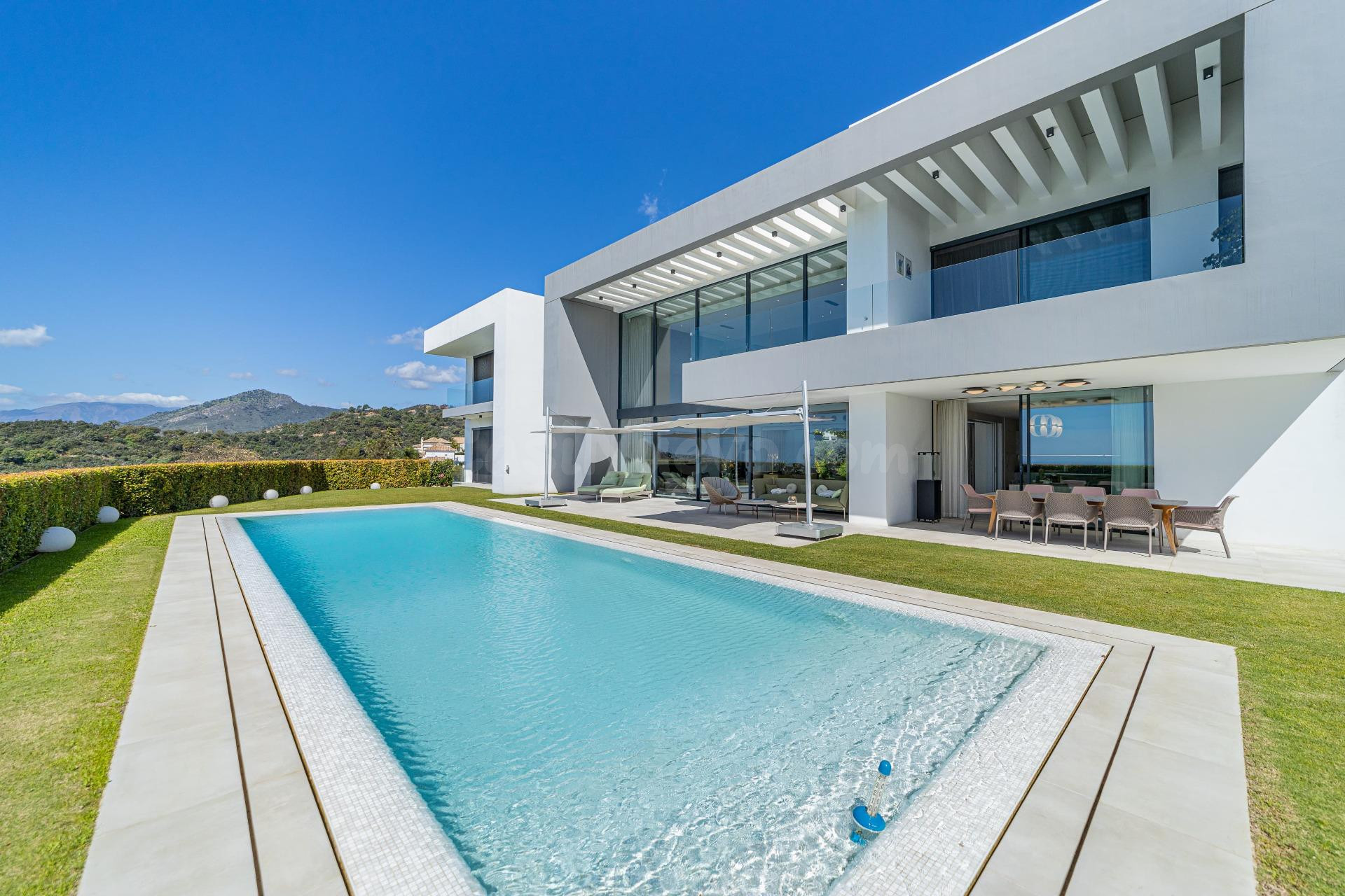 Impresionante villa de 6 dormitorios en La Reserva del Alcuz