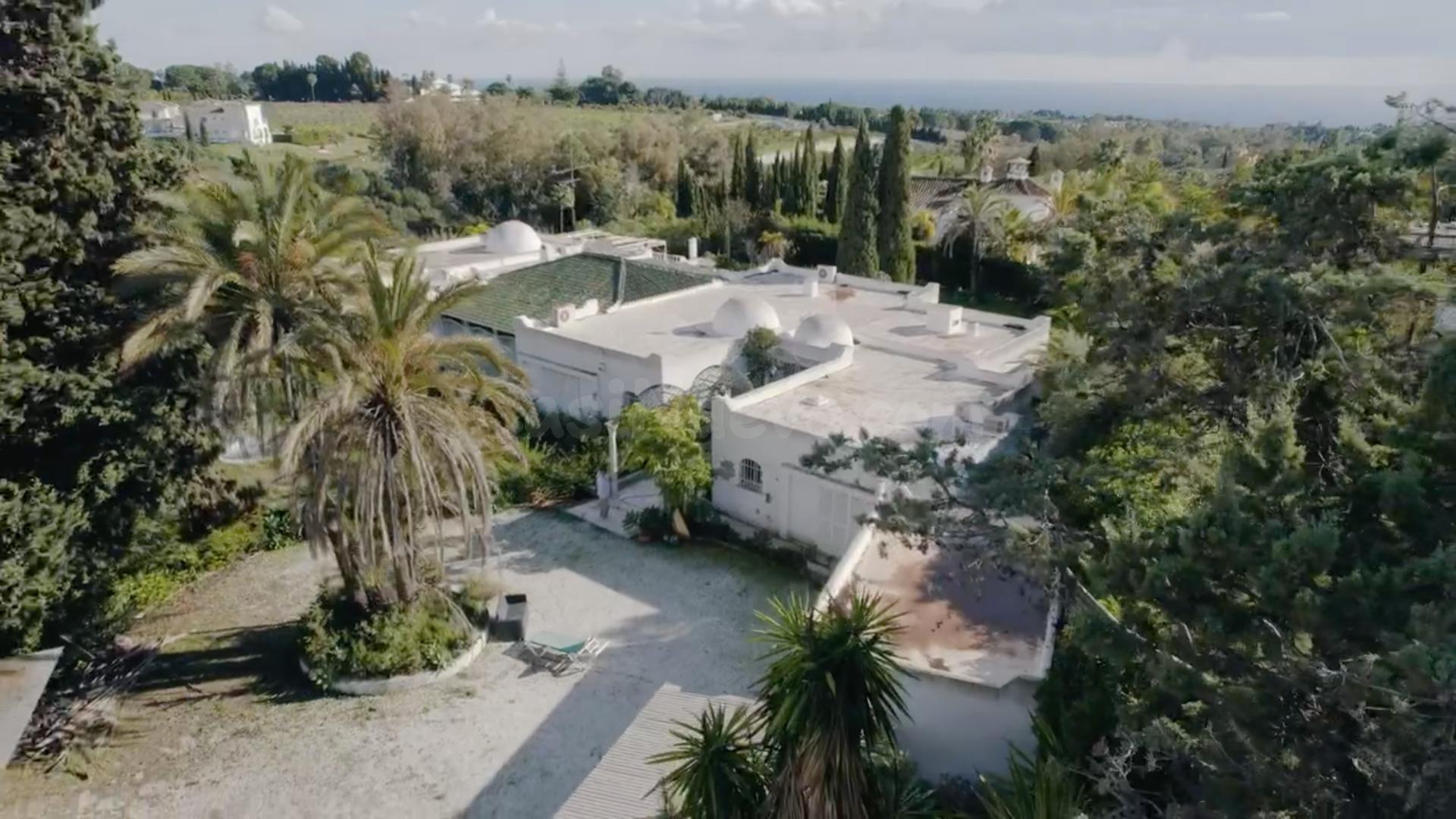 Villa para reformar de estilo tradicional en la Milla de Oro - foto 2